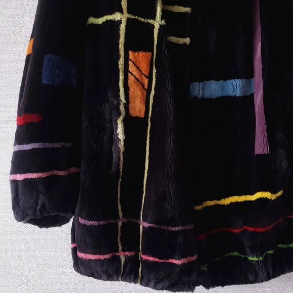 Zuki Abstract Design Fur Coat